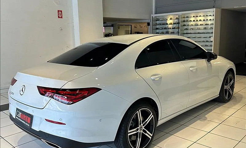 Mercedes-Benz Cla 25...