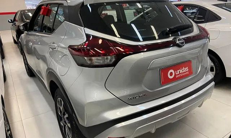 Nissan Kicks Sense 1...