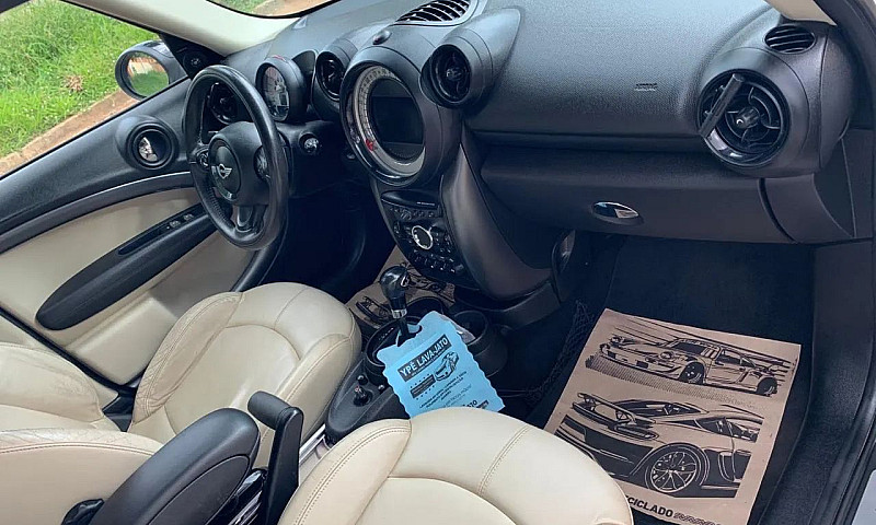Mini Cooper Countrym...