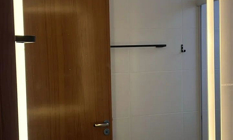 Aluguel De Quarto Em...