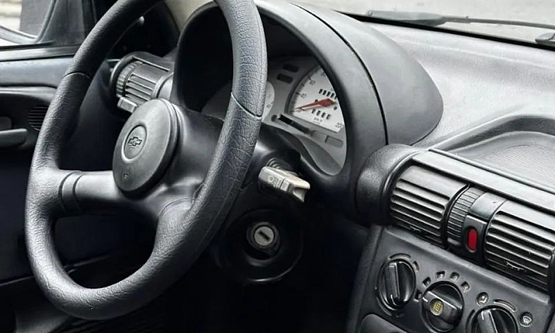 Chevrolet Corsa Wind...
