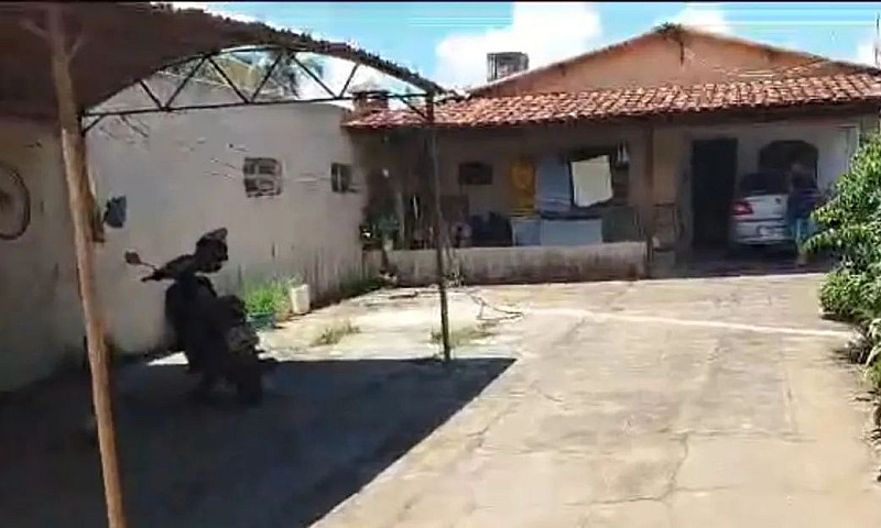 Alugo Casa Em Anápol...