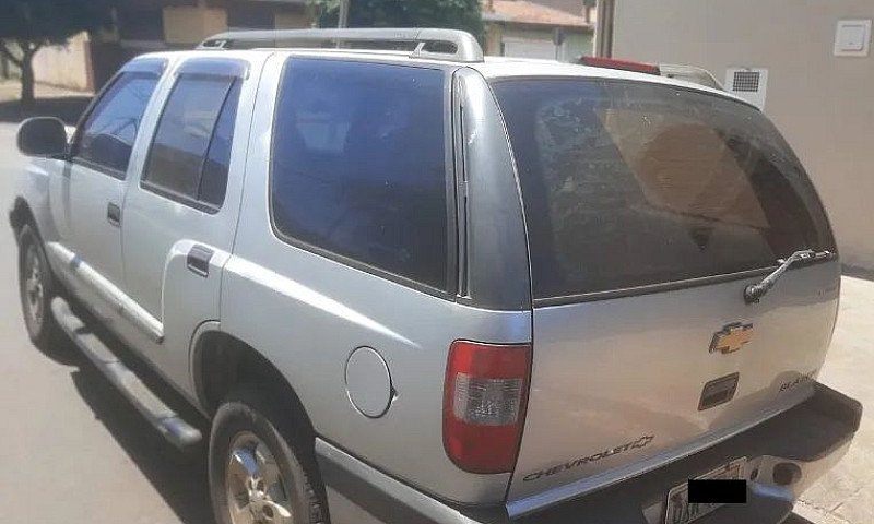 Chevrolet S10 Blazer...