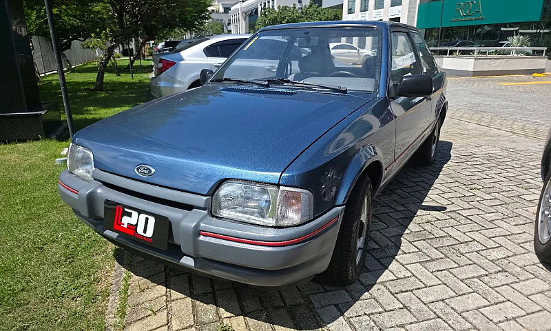 Ford Escort Hobby 1....