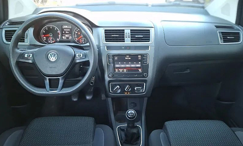 Volkswagen Fox Conne...
