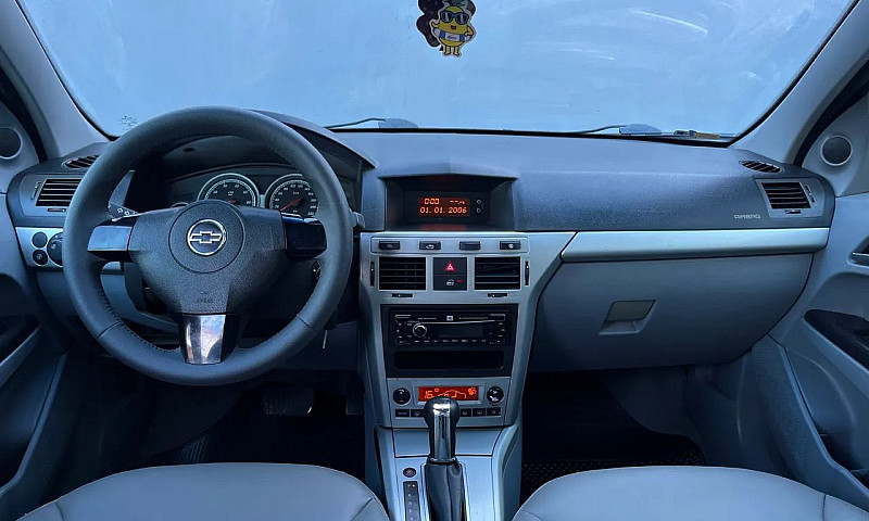 Chevrolet Vectra Ele...