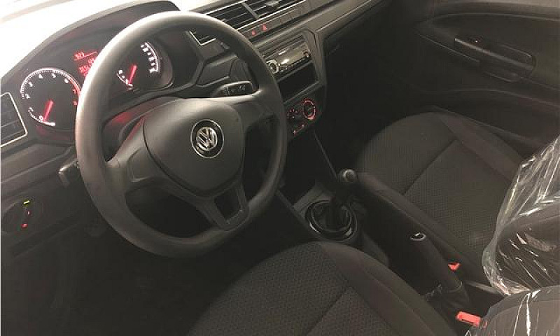 Volkswagen Voyage 1....