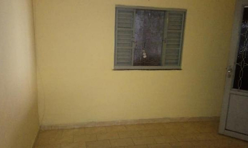 Alugo Casa Em Jardim...