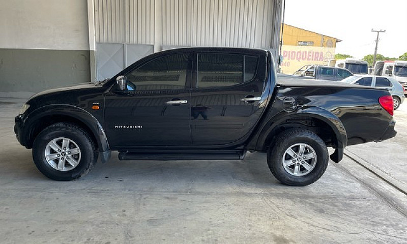 Triton 2012 Hpe 3.2 ...