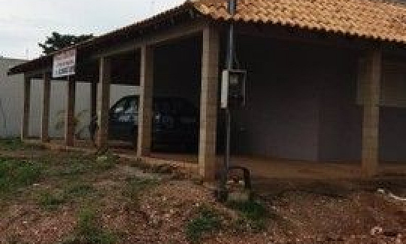 Casa Com Excelente L...