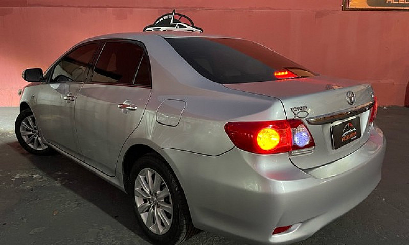 Corolla Altis Aut 13...