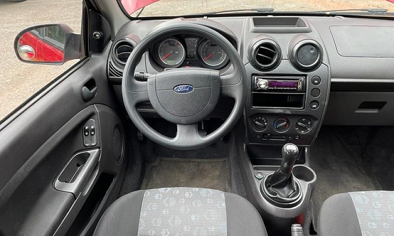 Ford Fiesta 2013 1.0...