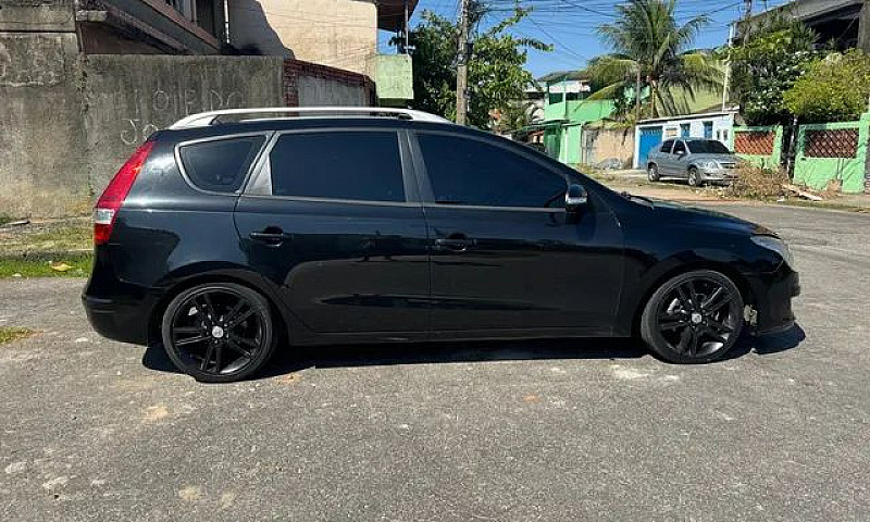 Vendo I30Cw 2011 Com...