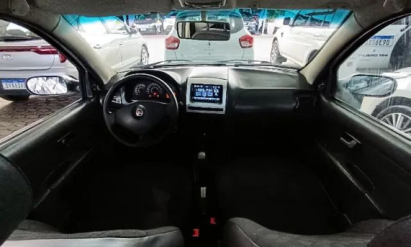 Fiat Strada Working ...