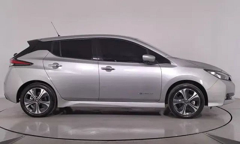 Nissan Leaf 40 Kwh T...