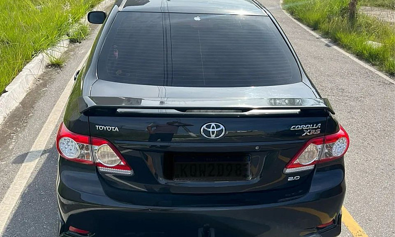 Toyota Corolla Xrs 2...