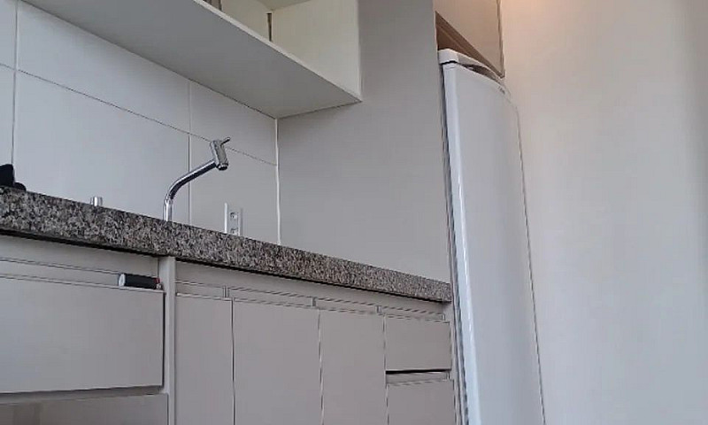 Apartamento, Lado Da...