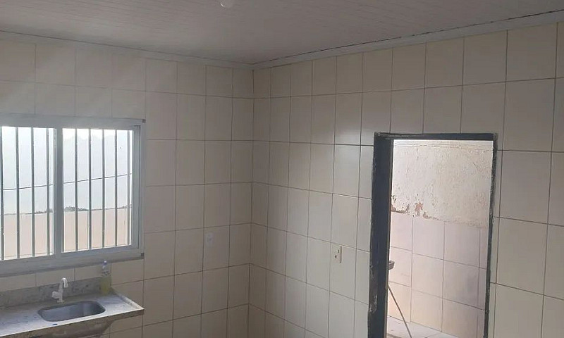 Casa Disponível ...