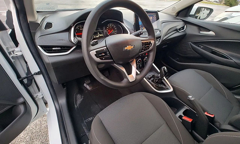 Chevrolet Onix Hatch...