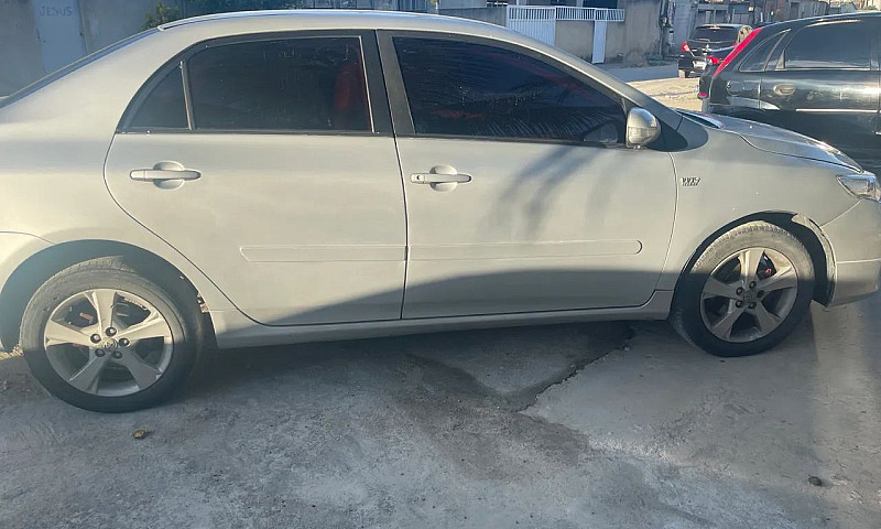 Toyota Corolla Xei 1...