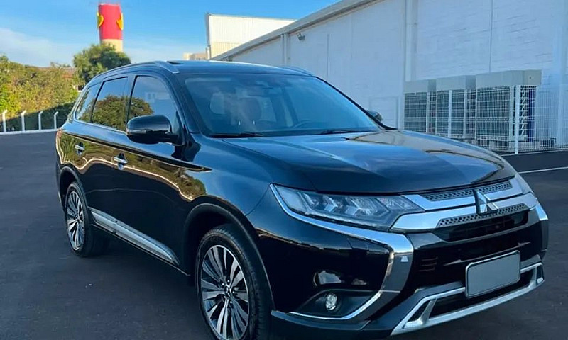 Mitsubishi Outlander...