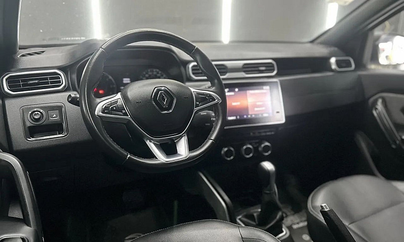Renault Duster Iconi...