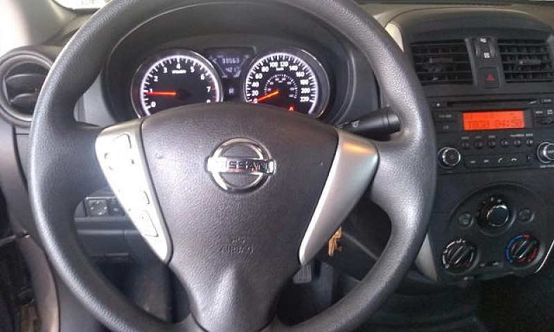 Nissan Versa 1.6 Sv ...