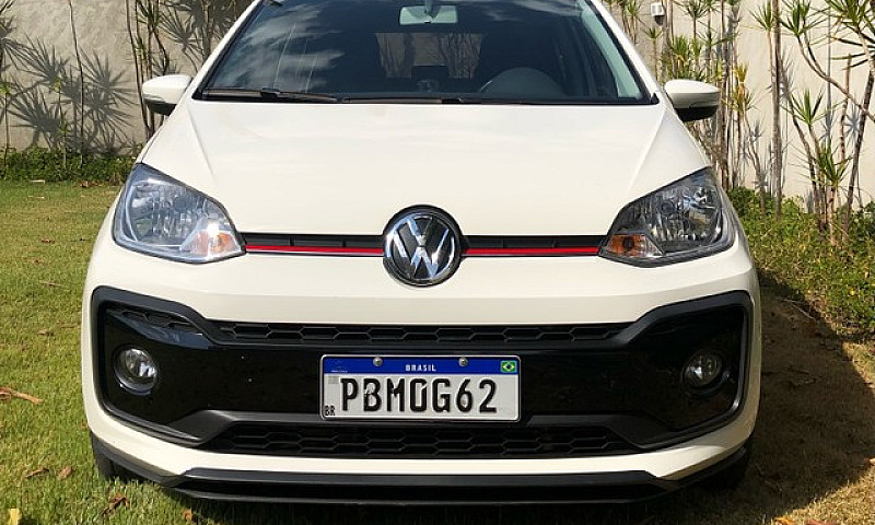 Volkswagen Up Tsi Mo...