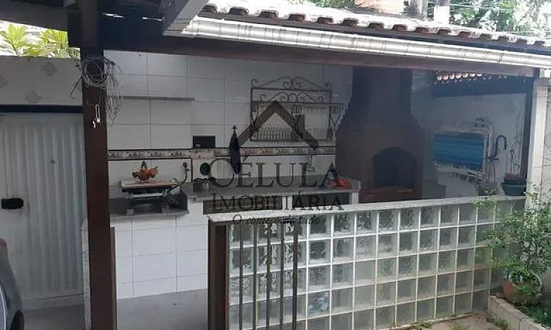 Casa Em Condomínio-À...