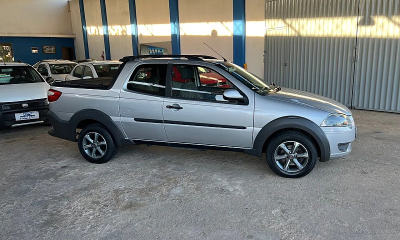 Fiat/Strada Cd Trekk...