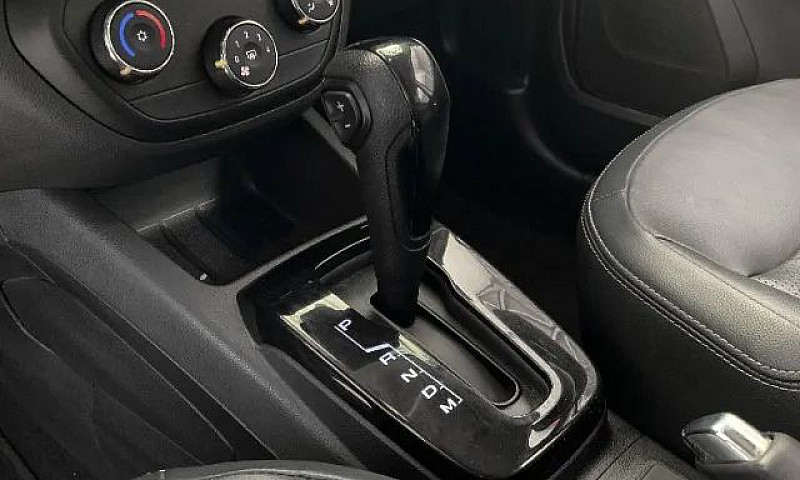 Chevrolet Spin Premi...