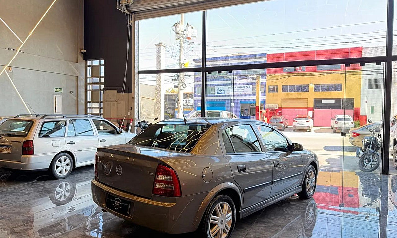 Chevrolet Astra Seda...