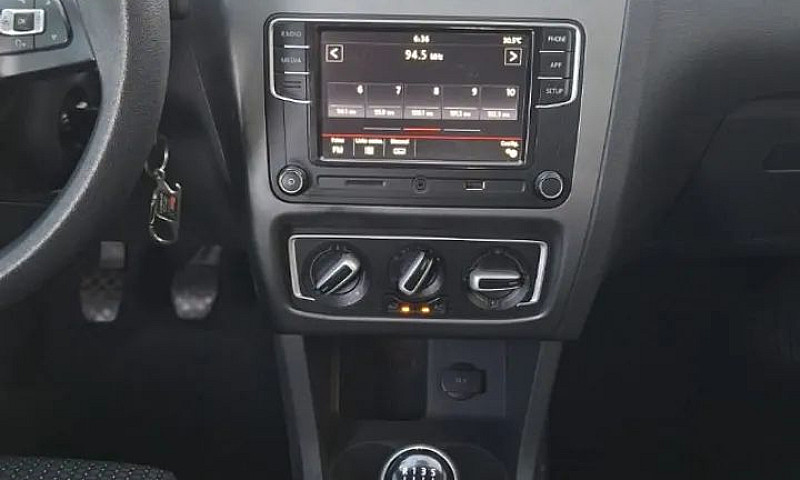 Volkswagen Fox Conne...