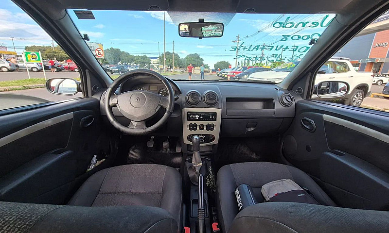 Renault Logan Expres...
