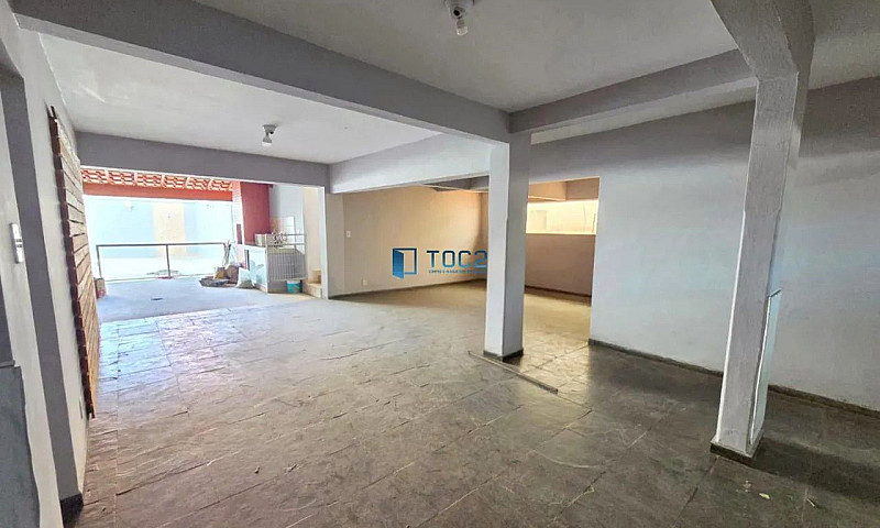 Casa Ampla Para Fins...