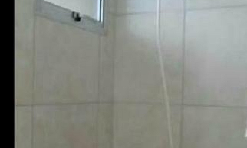 Aluga-Se Apartamento...