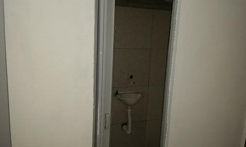 Aluga-Se Apartamento...