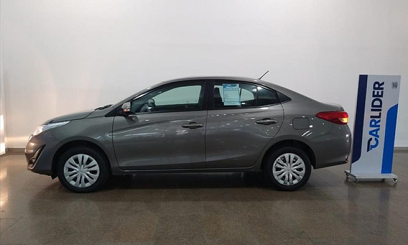 Toyota Yaris 1.5 16V...