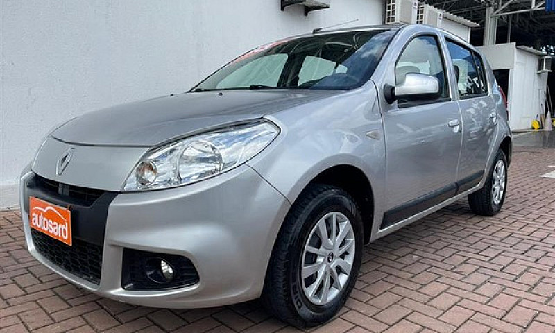 Renault Sandero 1.0 ...