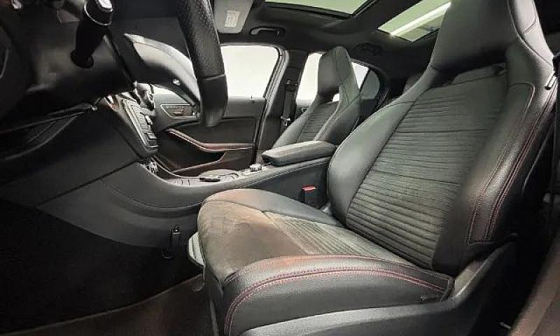 Mercedes-Benz Gla 25...