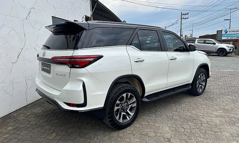 Toyota Hilux Sw4 Dia...