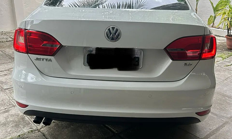Volkswagen Jetta Com...