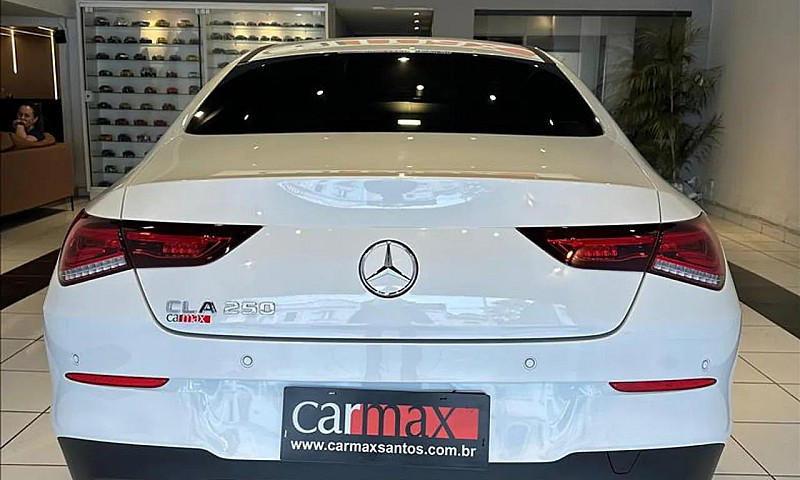 Mercedes-Benz Cla 25...
