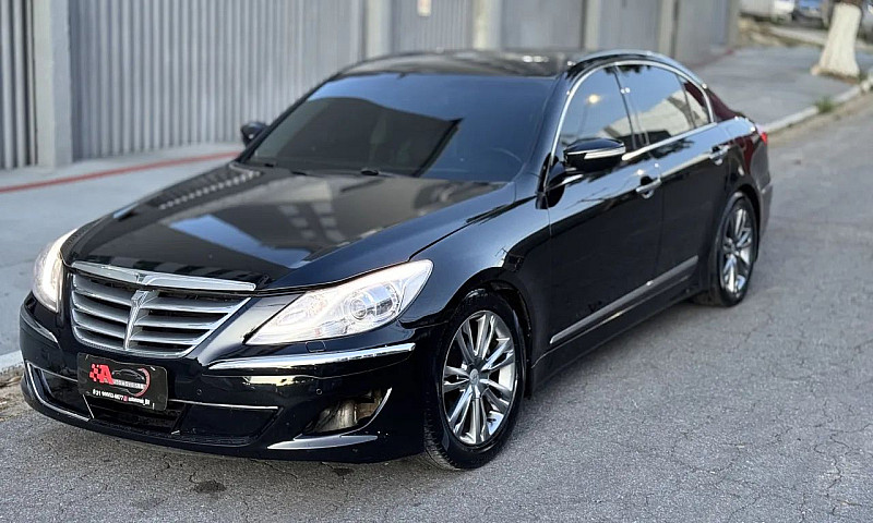 Hyundai Genesis 2012...