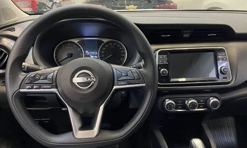 Nissan Kicks Sense 1...
