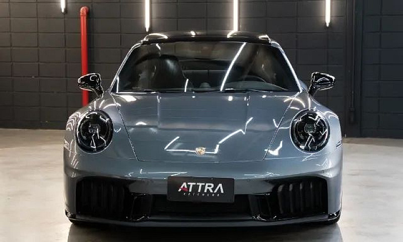 Porsche 911 Carrera ...