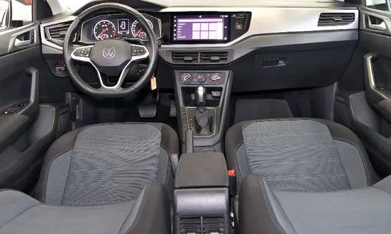 Volkswagen Nivus Com...