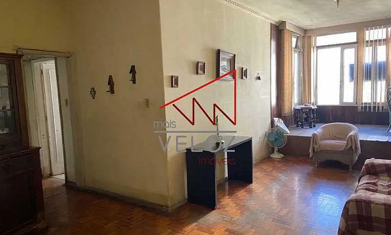 Apartamento-À Venda-...