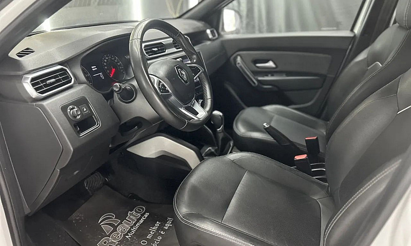 Renault Duster Iconi...