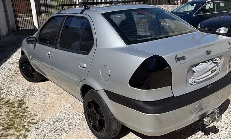 Ford Fiesta Street 1...